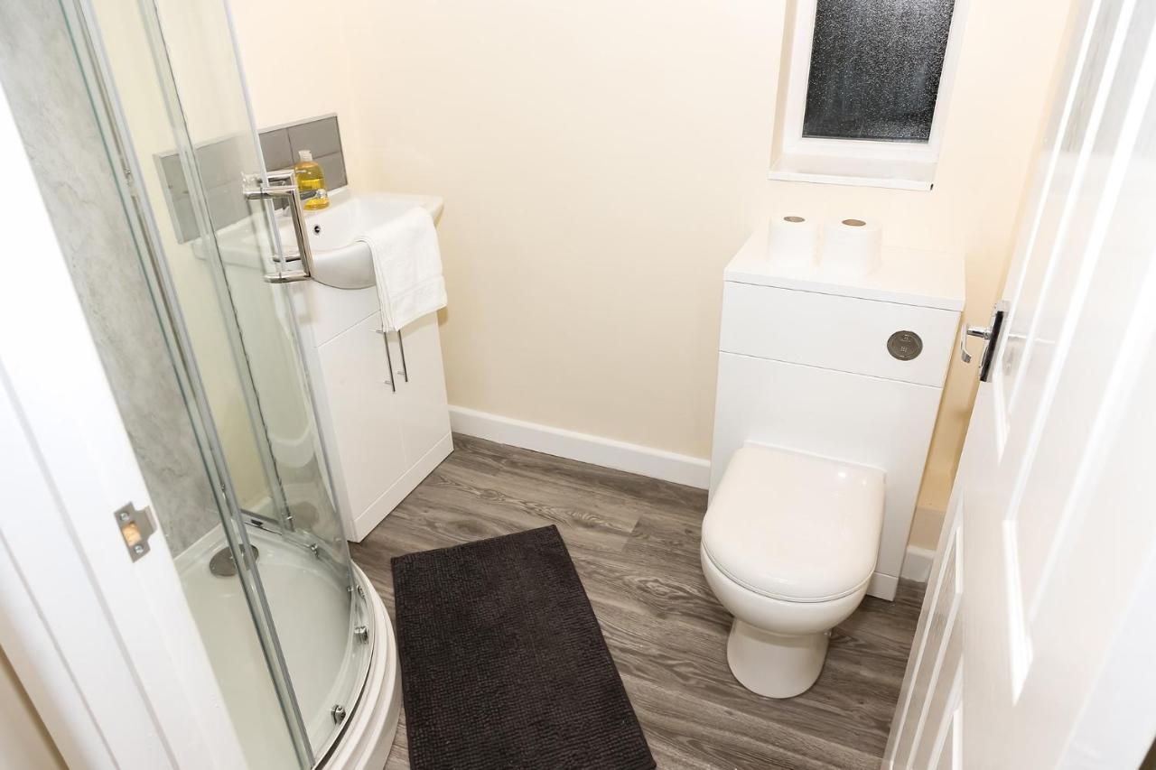 סנדרלנד Alexander Apartments Rooms 1 מראה חיצוני תמונה